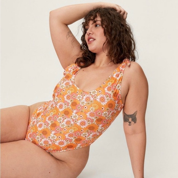 Nasty Gal Other - NWT Nasty Gal Floral One Piece Swimsuit 24 Orange Floral Daisy High Cut Plus Sz